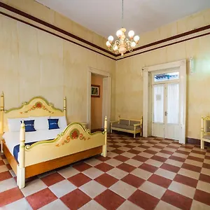 **** Hotel Meson Del Obispado Mexico