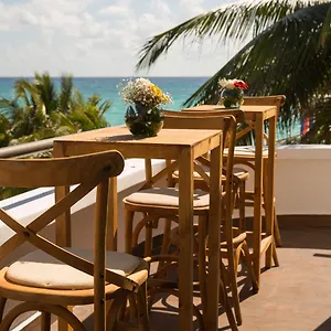 aspira-hotel-and-beach-club-by-tukan.tulum-hotels.net/