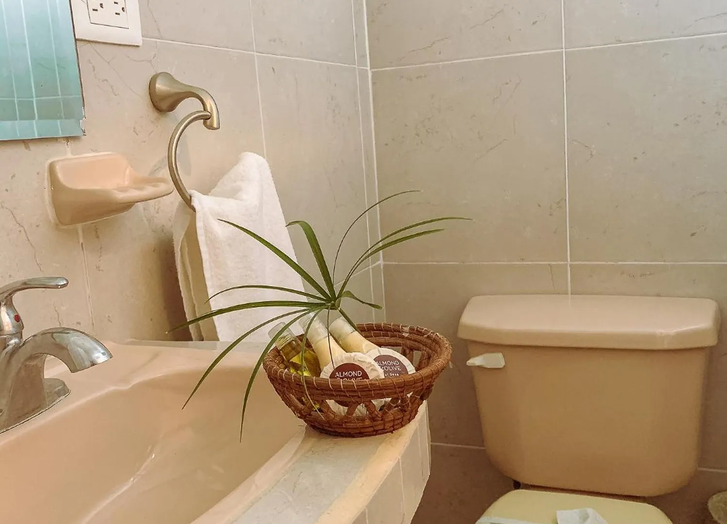 Golden Paradise Town Hotel Isla Holbox Mexico