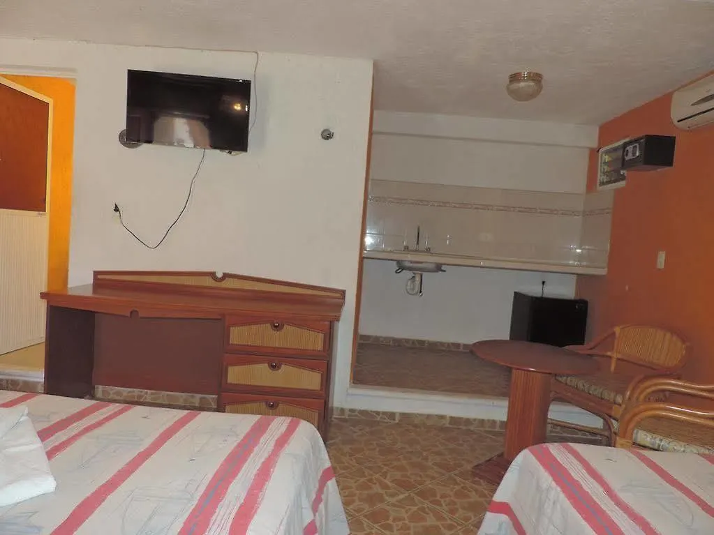 ***  Golden Paradise Town Hotel Isla Holbox Mexico